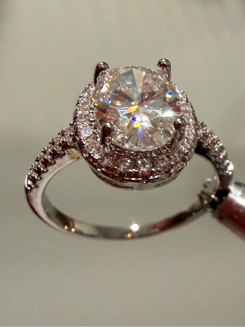 2.0CT GRA MOISSANITE Classic Oval Engagement Ring Silver Plated Size 8